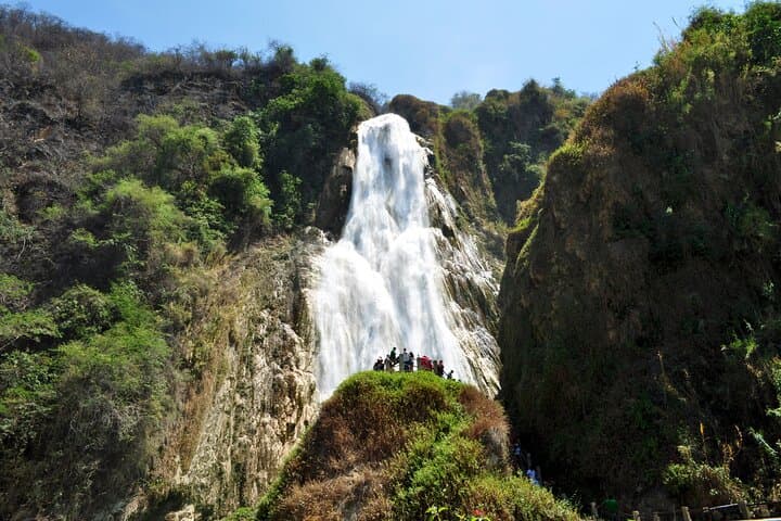 Full-Day Trip from San Cristóbal: Montebello Lakes & El Chiflón Waterfalls