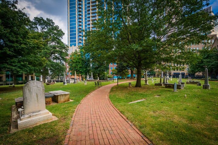 Charlotte Haunted Walking Tour: Self-Guided Smartphone Ghost Walk in Fourth Ward