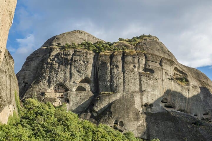Meteora Express: Half-Day Train-to-Train Tour of the Cliff-Top Monasteries photo 3