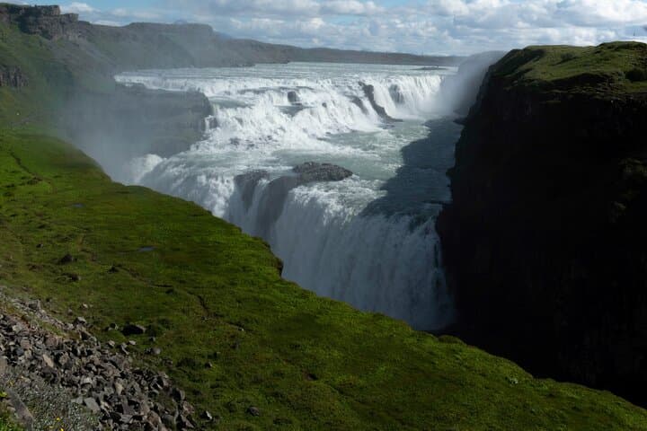 Half-Day Private Golden Circle Tour from Reykjavik: Thingvellir, Geysir & Gullfoss photo 3