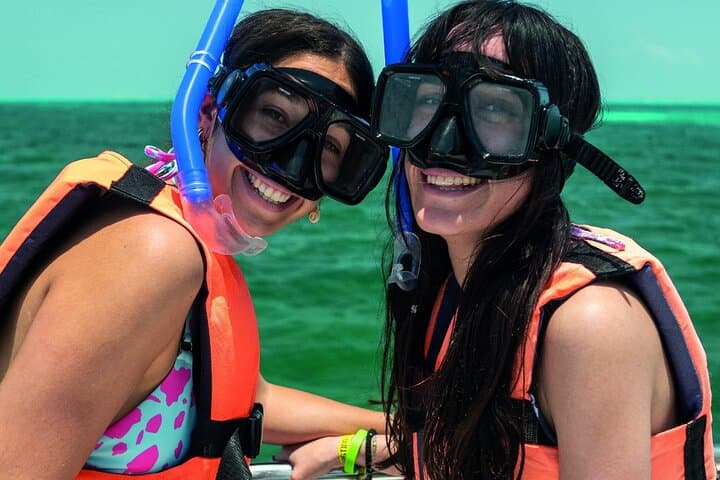 Adult Catamaran Party & Snorkel to Isla Mujeres with Open Bar photo 5