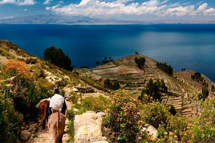 2-Day La Paz to Copacabana & Isla del Sol Overnight: Inca Ruins, Lake Titicaca Views photo 4