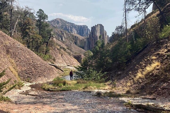 Explore La Pirámide Park: Canyoning La Yerba Canyon in the Sierra Madre Occidental photo 3