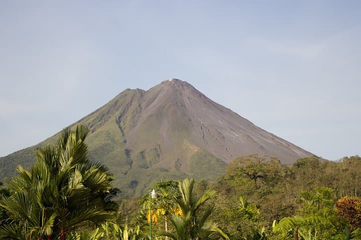 Private Transfer from San José to La Fortuna — Scenic 4‑Hour Ride to Arenal photo 5