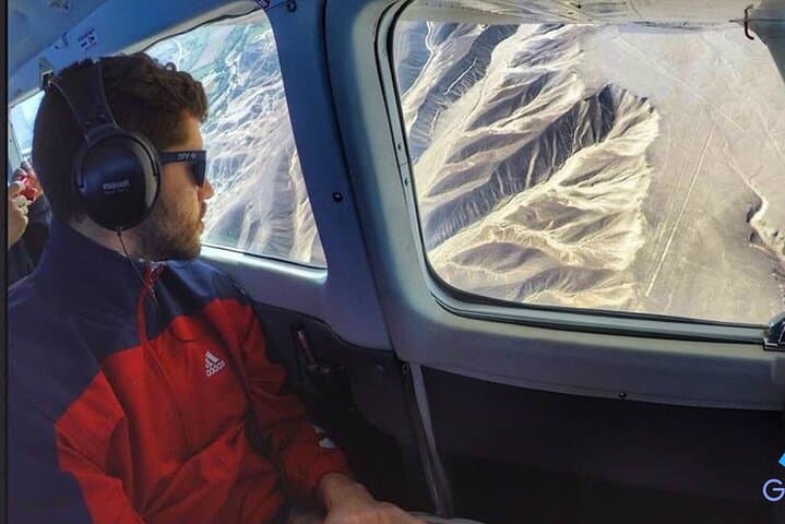 24-Hour Nazca Lines Tour from Lima — Overnight Luxury Bus & Scenic Flight