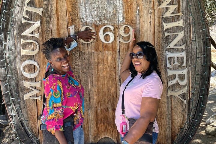 Temecula Sunday Brunch Wine Tasting Tour — 3-Winery Limousine Trolley Experience photo 5