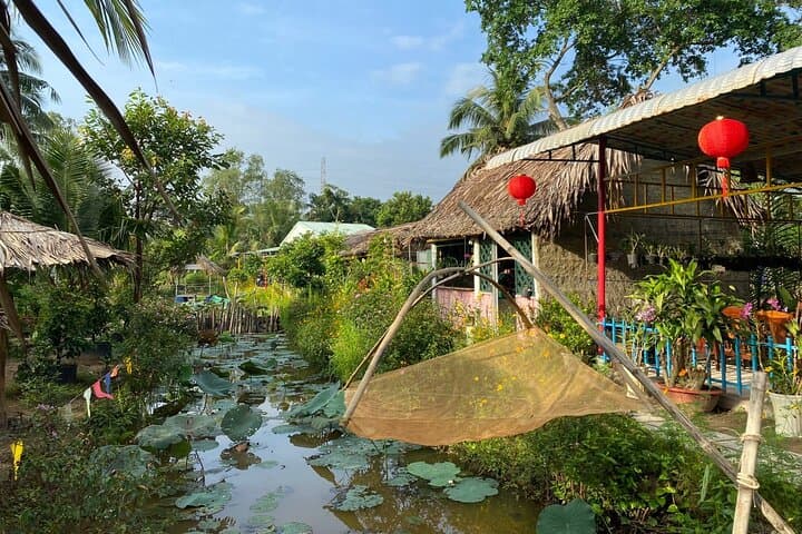 Mekong 2-Day Homestay: Ben Tre Boat, Orchards & BBQ Experience