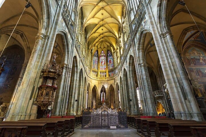 Prague Castle & St. Vitus Cathedral Private Walking Tour Guide photo 4