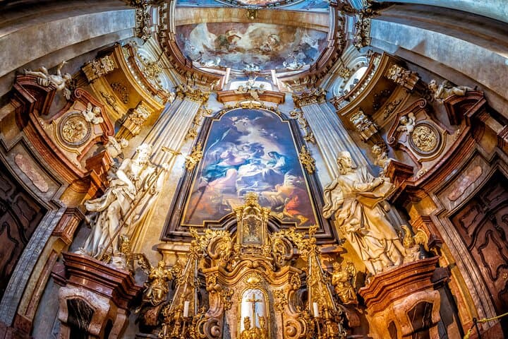 Prague Lesser Town Walking Tour: St. Nicholas, Hradčany & Prague Castle photo 3