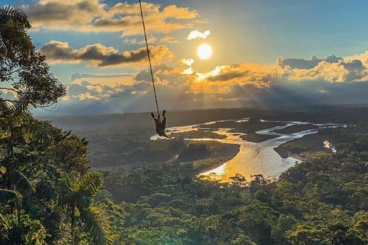 Private Amazon Jungle Tour from Puyo — Caves, Community & Lunch
