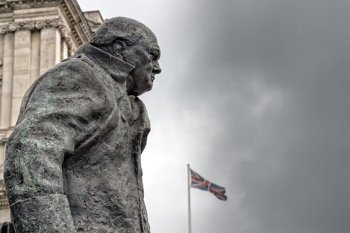 WWII London Walking Tour & Churchill War Rooms Ticket — Westminster History Experience