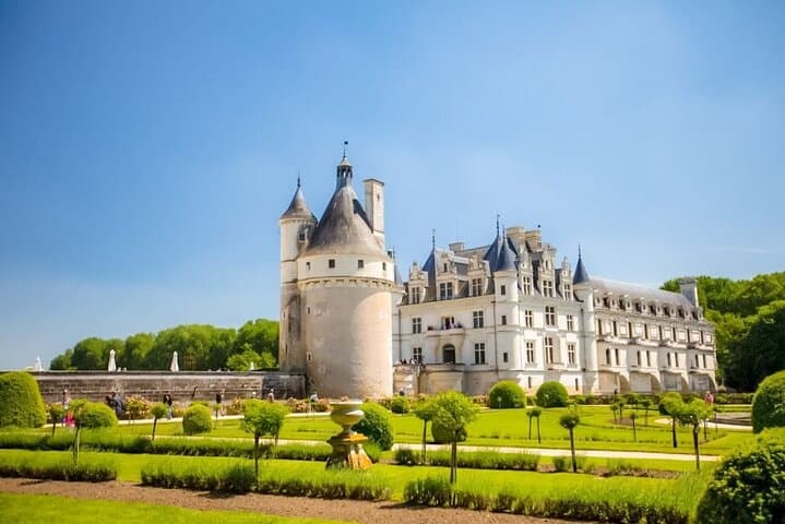 Private Guided Tour of Château de Chenonceau: Tickets & Gardens photo 4