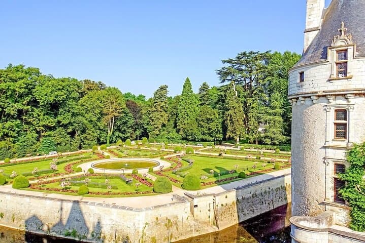 Private Guided Tour of Château de Chenonceau: Tickets & Gardens photo 6