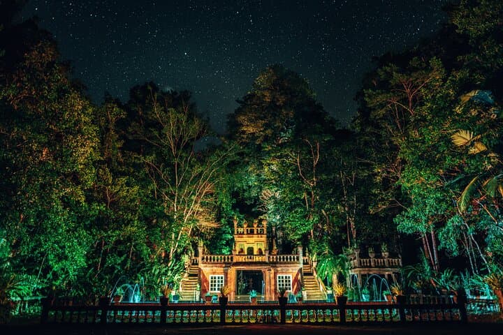 Paronella Park Day-to-Night Tour: Castle Ruins, Rainforest & Illumination