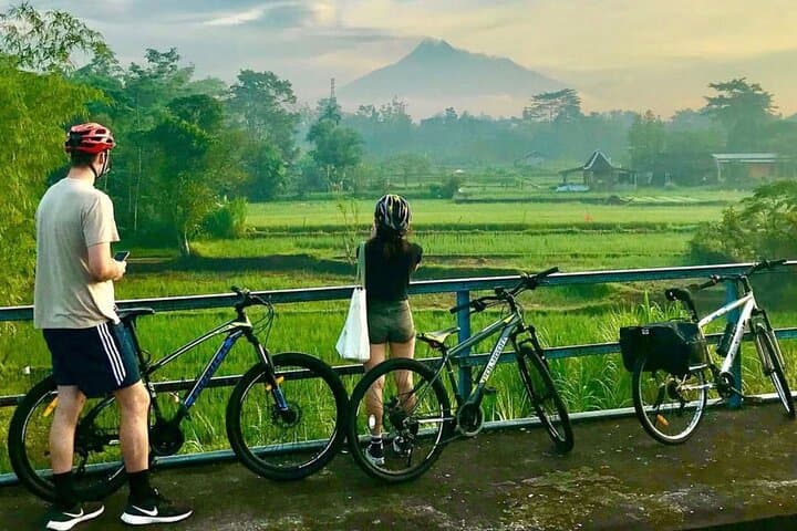Cycle the Temples of Yogyakarta: Villages, Rice Fields & Temple Stops photo 3