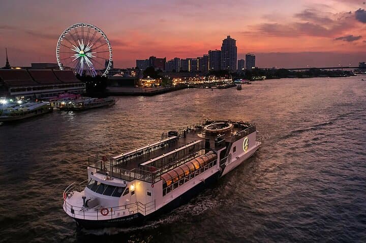 Saffron Luxury Dinner Cruise on the Chao Phraya River — Bangkok Evening Fine Dining & City Sights