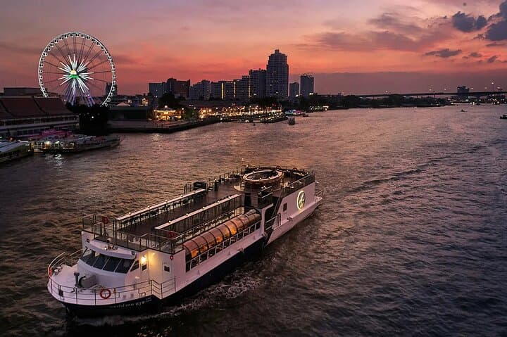 Evening Saffron Dinner Cruise on Bangkok's River of Kings photo 2