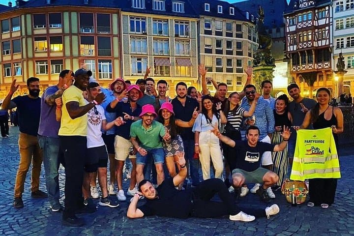 Frankfurt Night Pub Crawl — Old Sachsenhausen Shots, Bars & Club Entry photo 2
