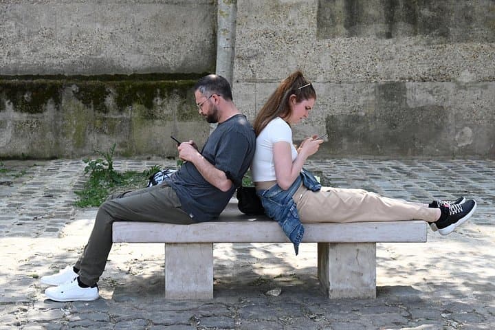 Private Walking Photo Tour in Paris with a Professional Photographer photo 3