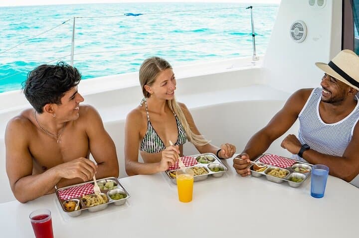 Isla Mujeres Full-Day Catamaran: Snorkel Reef, Premium Open Bar & Island Free Time photo 2
