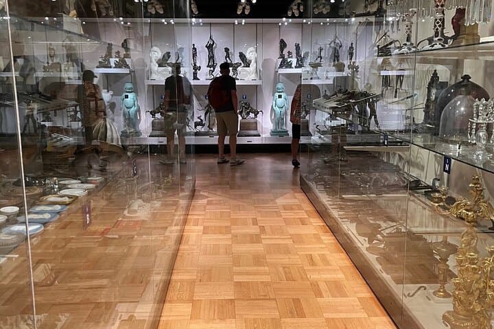 Ghost Stories at The Met: Macabre Art Tour of the Metropolitan Museum