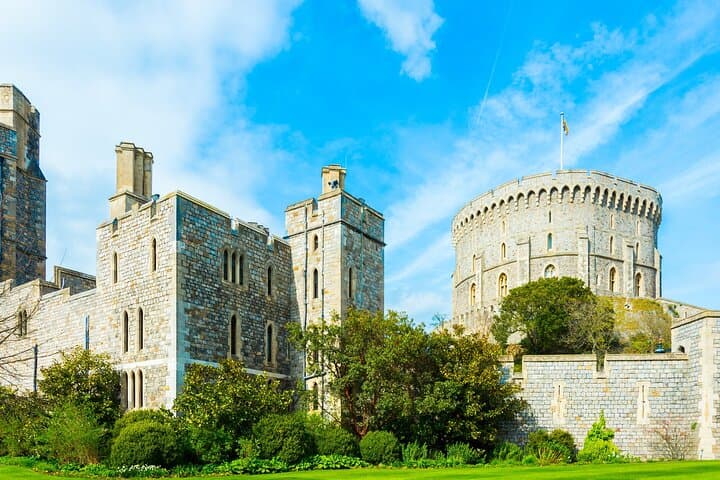 Private Royal Windsor Castle Tour with Guide, Chauffeur and Tickets photo 2