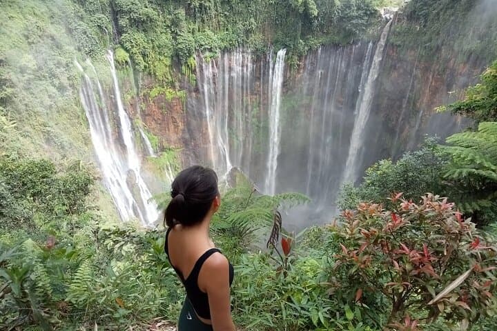 Tumpak Sewu Waterfall & Bromo Sunrise: 2-Day Volcano and Waterfall Adventure