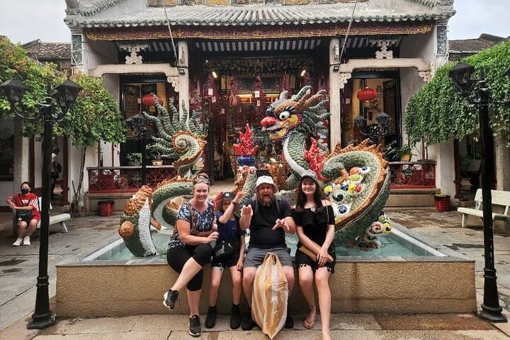 Hoi An Ancient Town Walking Tour and Thu Bon River Sunset Boat Cruise photo 5