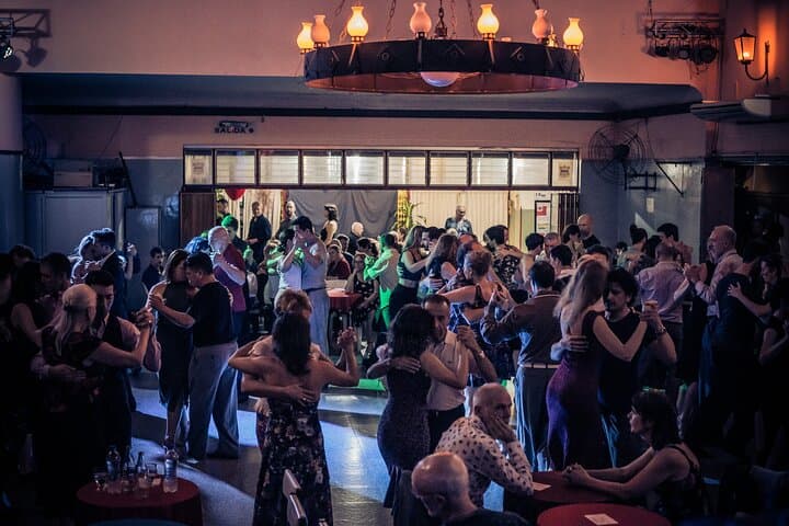 Buenos Aires Milonga: Small-Group Tango Lesson & Authentic Milonga Experience photo 2