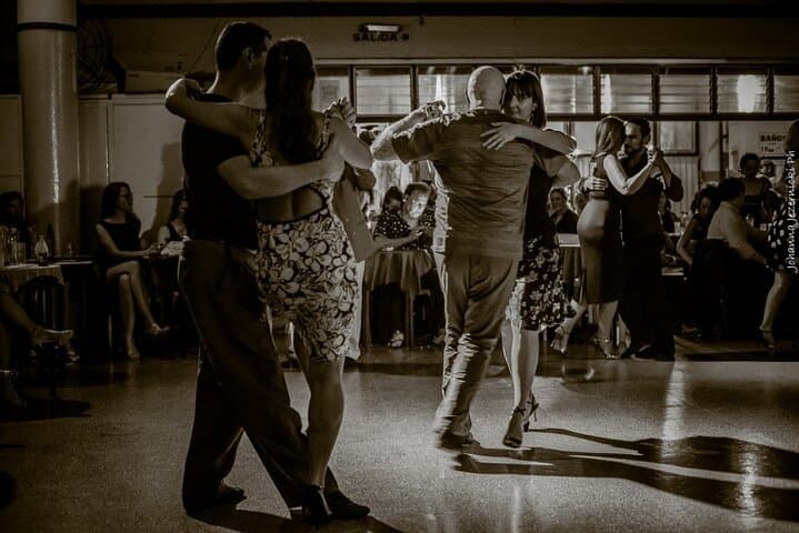 Buenos Aires Milonga: Small-Group Tango Lesson & Authentic Milonga Experience photo 5