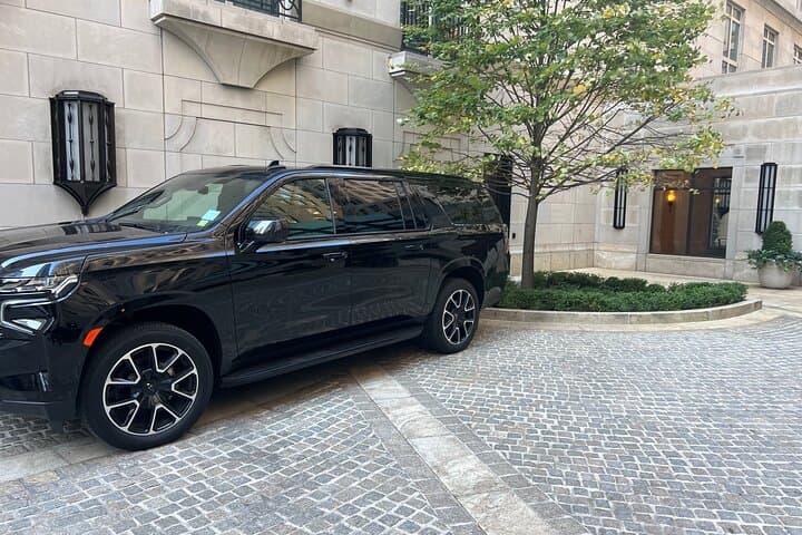 Private Airport Transfer in New York City — Chauffeur Service with Wi‑Fi