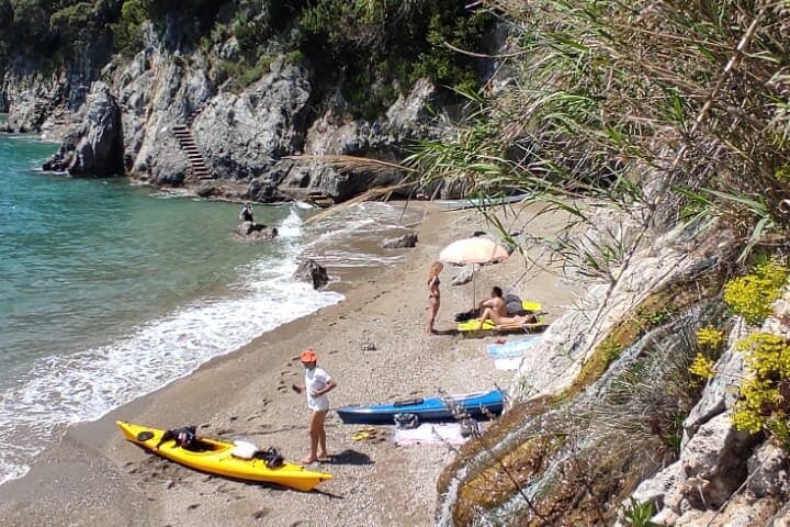 Sea Kayak the Amalfi Coast: Amalfi to Positano Day Tour photo 2