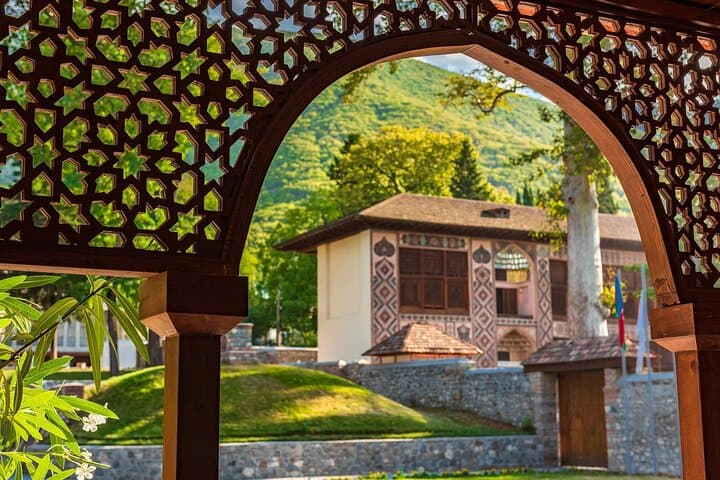 Sheki Day Tour from Baku — Ancient Khan’s Palace, Caravanserai & Lake Escape