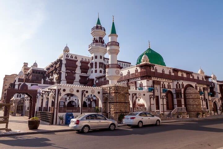Jeddah City Tour: Corniche, Al-Balad & Al Tayebat Museum Experience photo 4