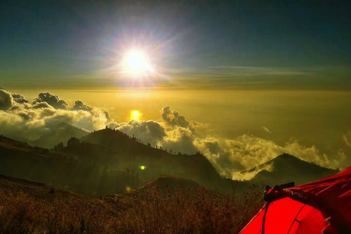 Conquer Mount Rinjani Second Summit: 2-Day Trek to Segara Anak and Crater Rim photo 3