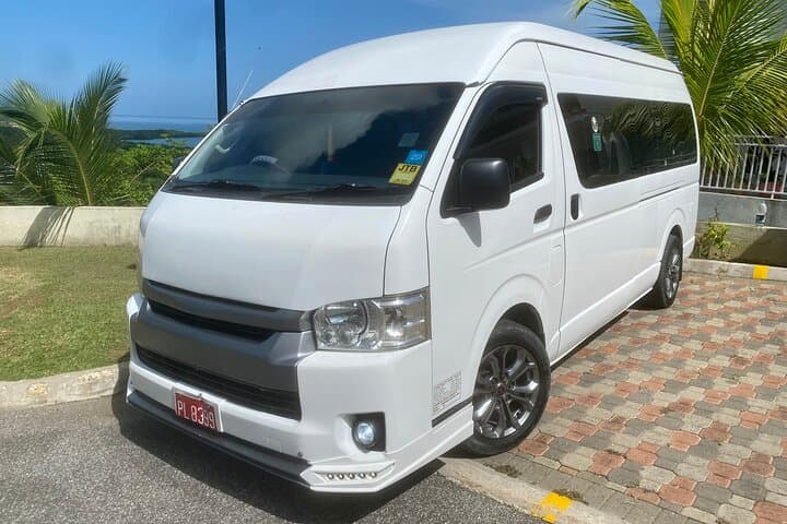 Negril Private Round-Trip Airport Transfer from Montego Bay
