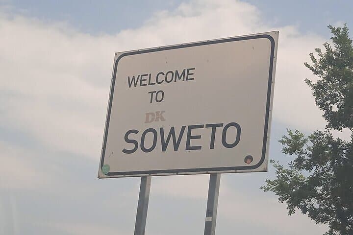 Soweto Bicycle Tour: Half-Day Vilakazi Street & Township Ride photo 4