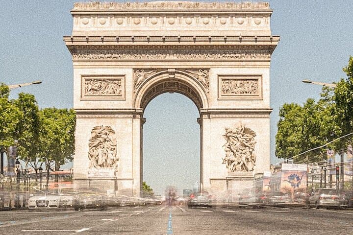 Ride Paris in a Vintage Citroën DS: Private Open-Top City Tour photo 4