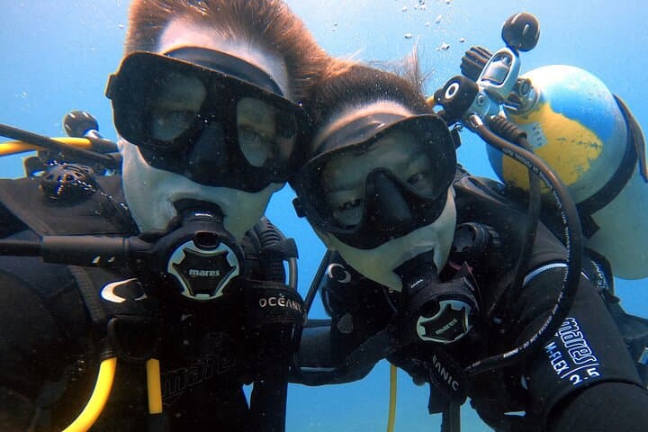 Introductory Scuba Dive in Oahu: Discover Shallow Reefs & Hawaiian Marine Life