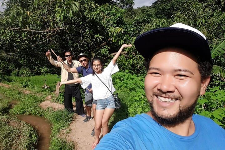 Doi Inthanon One-Day Eco Trek to Thailand's Highest Peak and Ten-Tier Waterfall