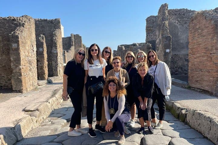 VIP Small-Group Tour to Pompeii and Mount Vesuvius — Skip-the-Line with Volcanologist Guide photo 3