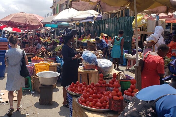 Accra City Tour: Black Star Square, Jamestown & Labadi Beach