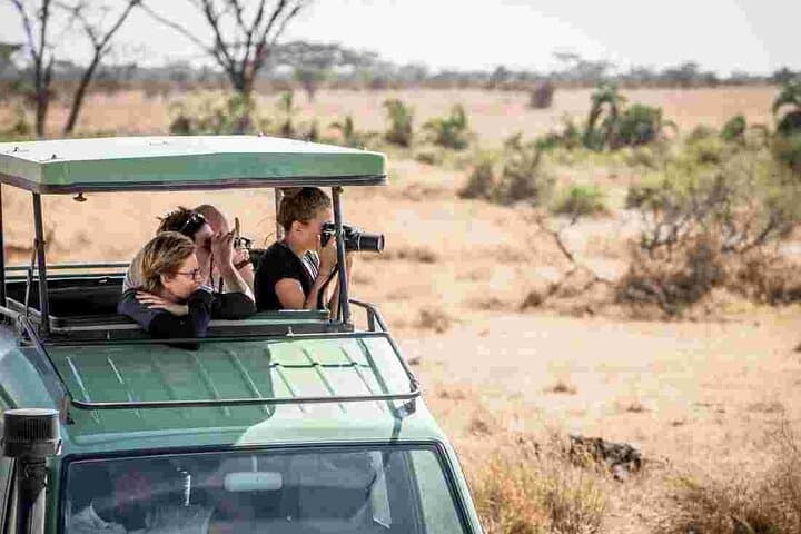4-Day Private Serengeti & Ngorongoro Mid-Range Safari photo 3