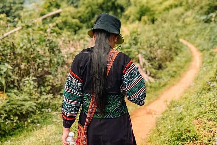 Sapa Trek: Y Linh Ho to Ta Van — Trekking the Muong Hoa Valley Rice Terraces photo 6