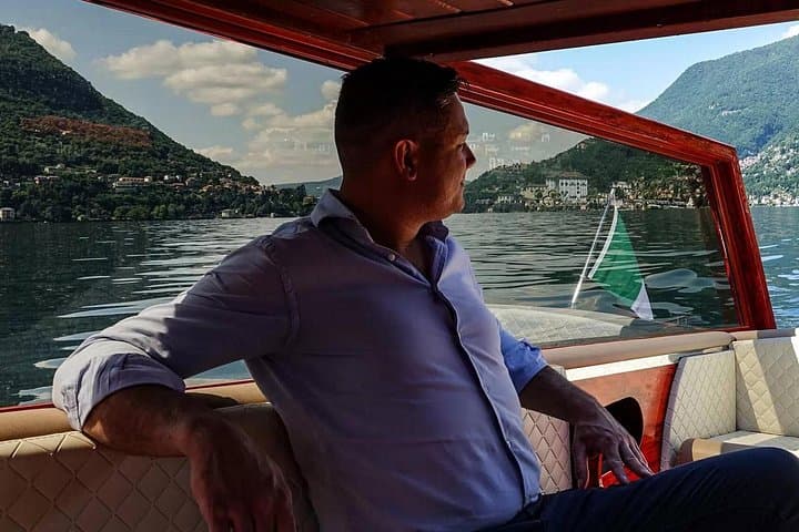 Private Wooden Boat Tour on Lake Como — 2‑Hour Luxury Cruise from Como photo 1