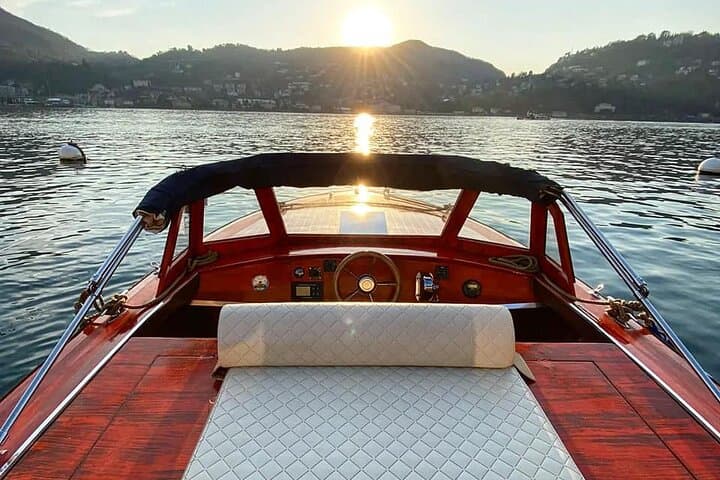 Classic Wooden Boat Private Tour on Lake Como: Villas, Views & Prosecco photo 1