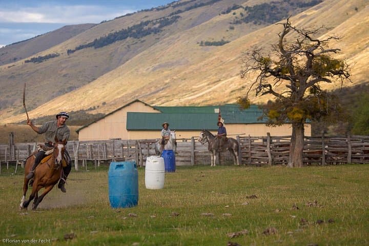 Estancia Nibepo Aike Horse Ride & Asado — Day at a Patagonian Ranch photo 3