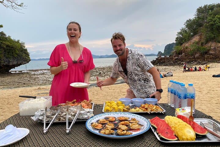 Hong Island Sunset Tour & Bioluminescent Swim with Beach BBQ in Krabi photo 4