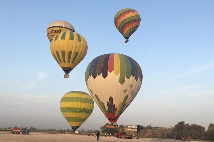 Sunrise Hot-Air Balloon Over Luxor: Nile, Temples & West Bank Views photo 3