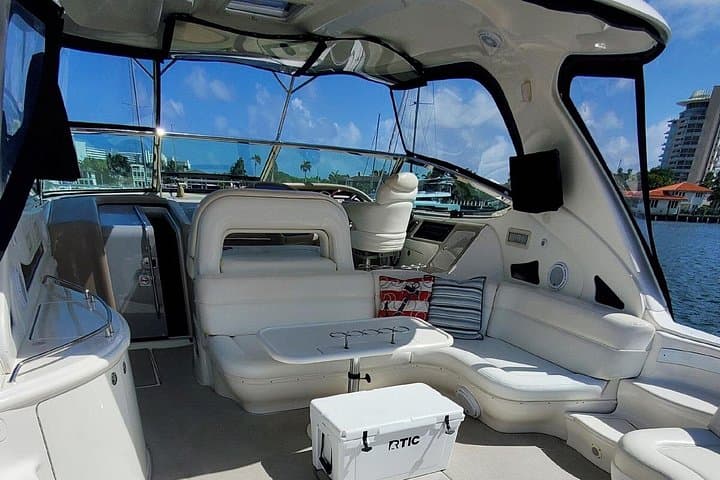 60ft Private Luxury Yacht Charter in Fort Lauderdale: Day & Sunset Cruises photo 3